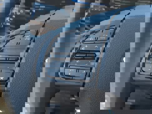 New 2025 Hyundai Venue SEL image 23