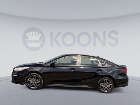 Used 2020 Kia Forte GT-Line w/ GT-Line Premium Package image 2