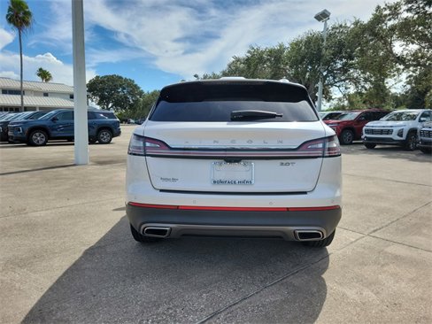 Used 2019 Lincoln Nautilus Select image 7