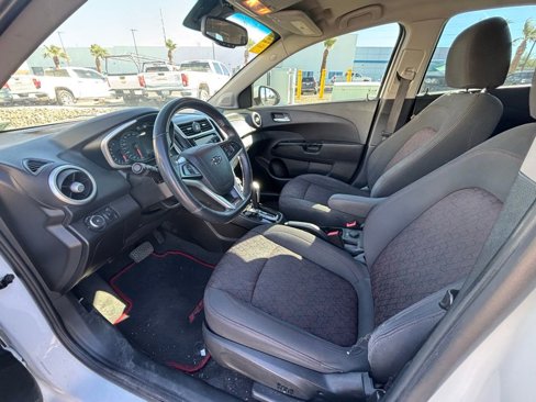 Used 2018 Chevrolet Sonic LT w/ Convenience Package image 9