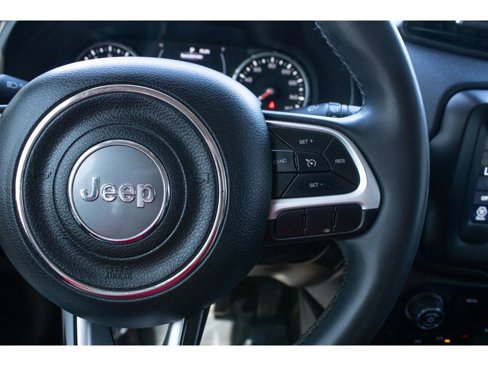 Used 2020 Jeep Renegade Latitude image 15