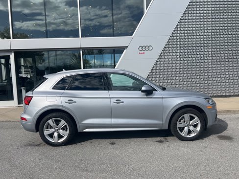 Used 2019 Audi Q5 2.0T Premium Plus w/ Premium Plus Package image 17