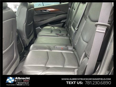 Used 2018 Cadillac Escalade Luxury image 14