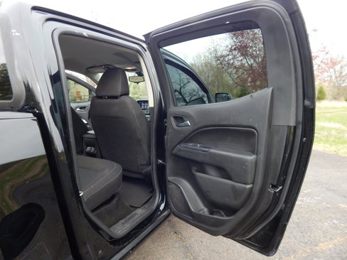 Used 2017 Chevrolet Colorado LT w/ LT Convenience Package image 14