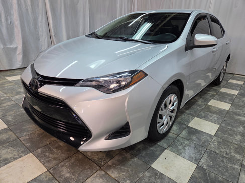 Used 2019 Toyota Corolla LE image 2