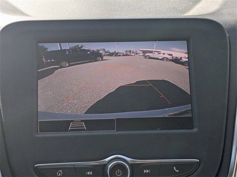 Used 2022 Chevrolet Equinox LS w/ Driver Confidence II Package image 31
