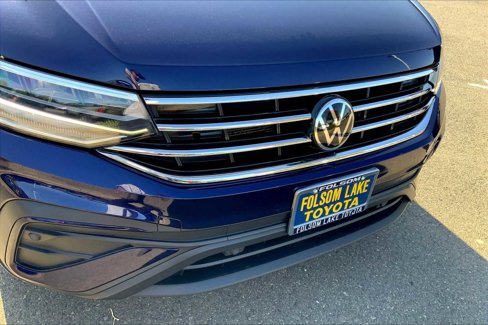 Used 2022 Volkswagen Tiguan SE image 29