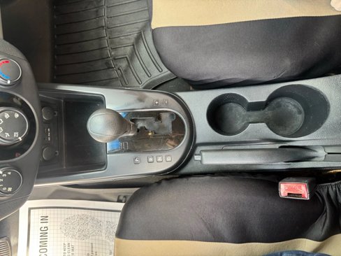 Used 2010 Kia Forte EX image 18