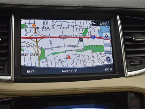 Used 2019 INFINITI QX50 Essential w/ Premium Heat Package image 9