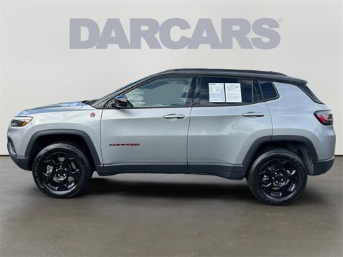 Used 2023 Jeep Compass Trailhawk w/ Trailhawk Elite Group image 4