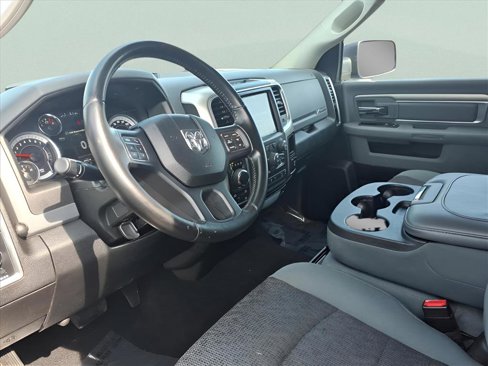 Used 2019 RAM 1500 Big Horn image 9