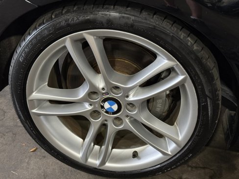 Used 2012 BMW 135i Convertible image 41