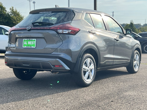 New 2025 Nissan Kicks Play S image 7