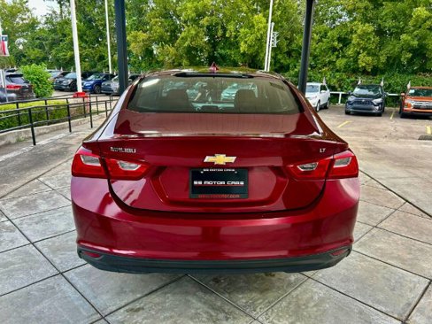 Used 2018 Chevrolet Malibu LT image 3