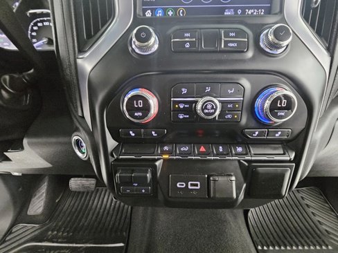 Used 2020 GMC Sierra 1500 SLE image 19