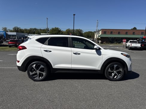 Used 2016 Hyundai Tucson Limited w/ Option Group 03 image 4