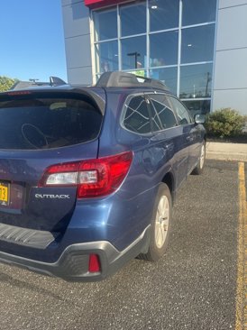 Used 2019 Subaru Outback 2.5i Premium image 8