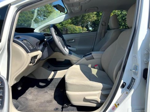 Used 2012 Toyota Prius Three image 18