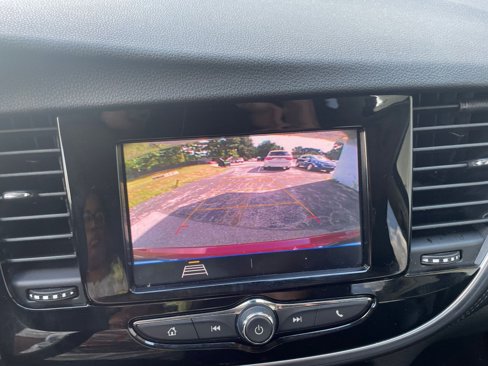 Used 2022 Buick Encore Preferred w/ Safety Package image 17