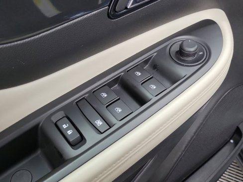 Used 2020 Buick Encore Preferred w/ Safety Package image 19