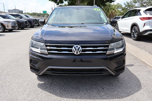 Used 2021 Volkswagen Tiguan SE image 12
