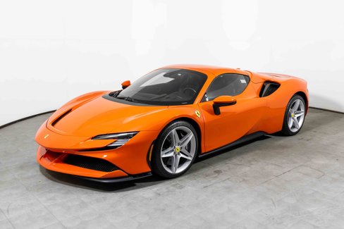 Used 2024 Ferrari SF90 Spider image 9