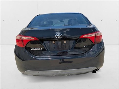 Used 2017 Toyota Corolla LE image 3
