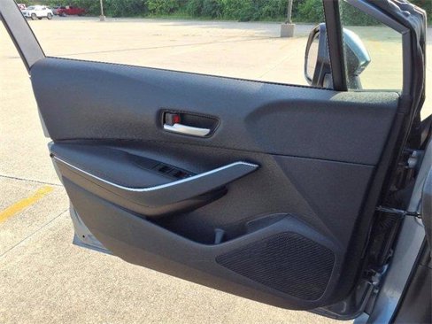 Used 2022 Toyota Corolla SE image 18