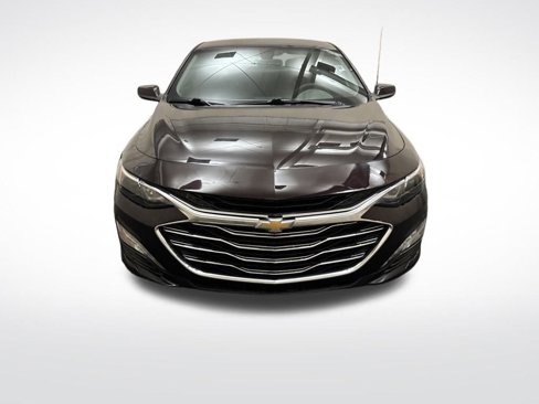 Used 2020 Chevrolet Malibu LT image 2