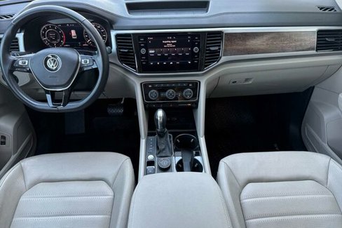Used 2019 Volkswagen Atlas SEL Premium image 13