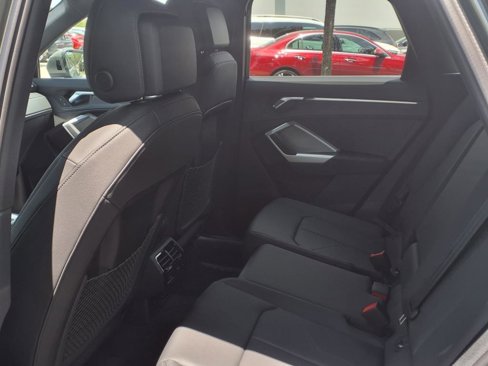 New 2025 Audi Q3 2.0T Premium image 9