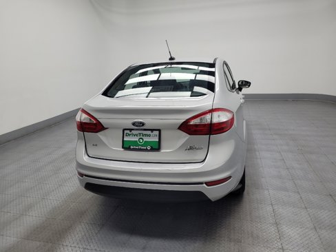 Used 2019 Ford Fiesta SE image 7