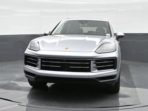 Used 2024 Porsche Cayenne image 12