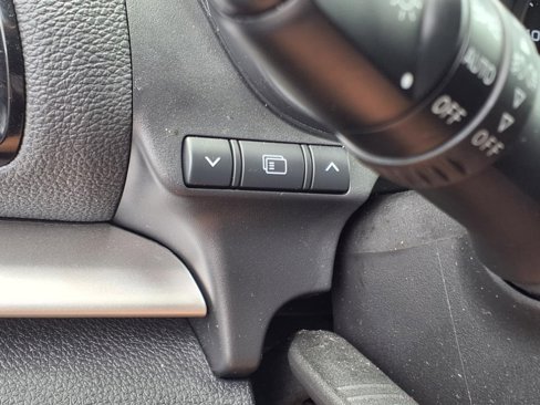 Used 2024 Mitsubishi Eclipse Cross LE image 17