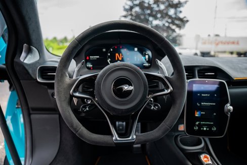 New 2025 McLaren Artura image 36