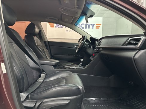 Used 2016 Kia Optima EX image 22