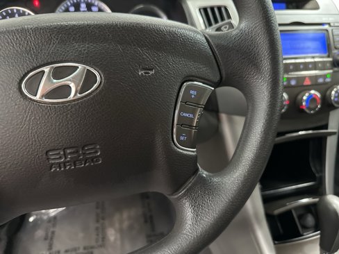 Used 2009 Hyundai Sonata GLS image 18