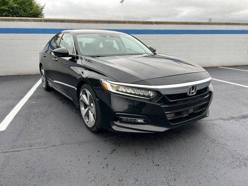 Used 2018 Honda Accord Touring image 7