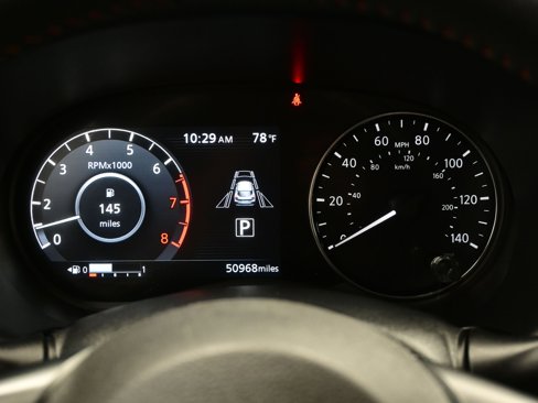Used 2023 Nissan Kicks SR image 24