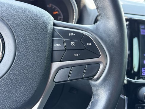 Used 2019 Jeep Grand Cherokee Limited w/ Luxury Group II image 33
