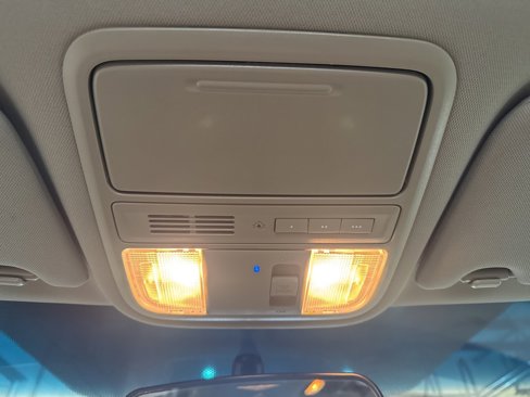 Used 2016 Honda Odyssey SE image 24