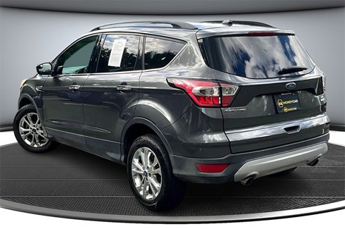 Used 2018 Ford Escape SE image 4