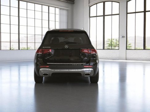Certified 2022 Mercedes-Benz GLB 250 w/ Premium Package Lite image 25