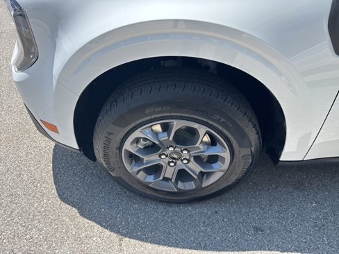 New 2025 Ford Maverick XLT w/ XLT Luxury Package image 8