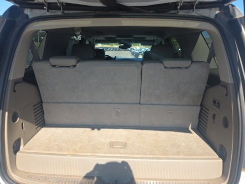 Used 2015 Chevrolet Tahoe LTZ image 12
