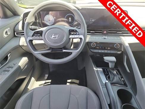 Certified 2024 Hyundai Elantra SEL image 3