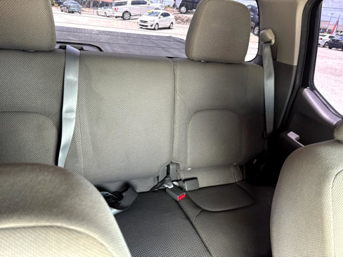 Used 2012 Nissan Frontier SV w/ SV Premium Utility Pkg image 16