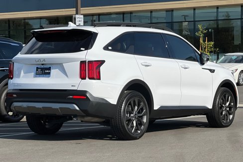 Used 2023 Kia Sorento SX Prestige image 4