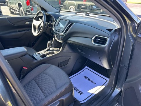 Used 2018 Chevrolet Equinox LT image 32