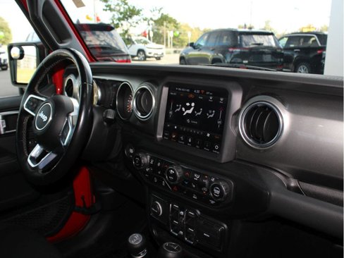 Used 2021 Jeep Gladiator Overland image 31